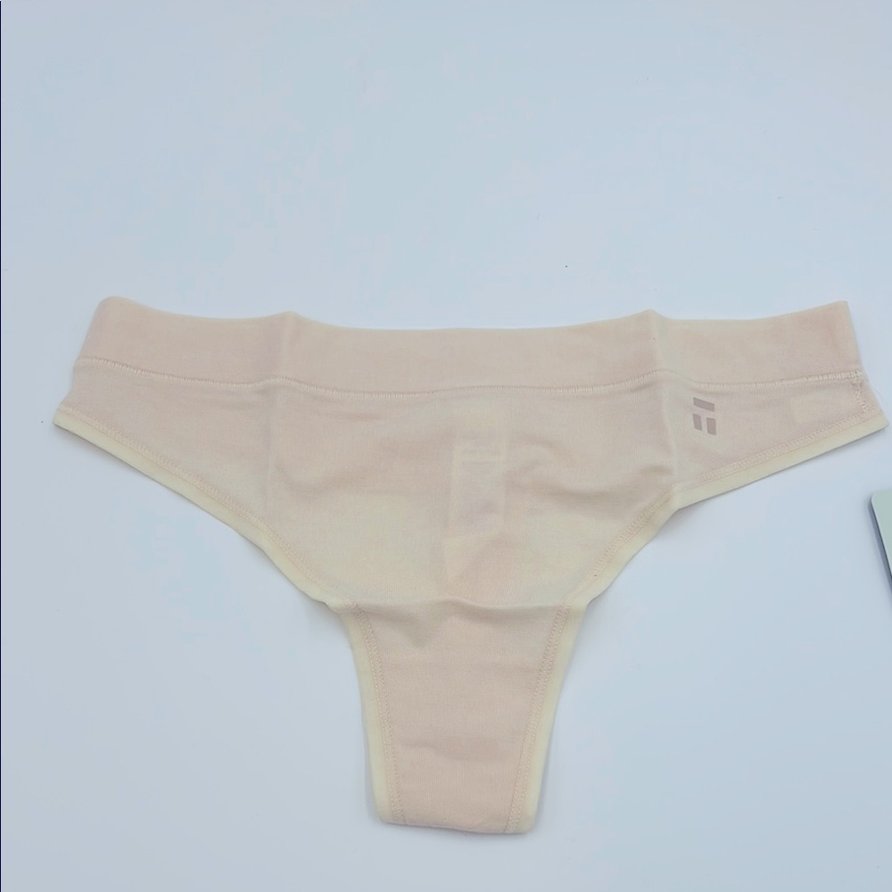Tommy John Cool Cotton Thong Parchment NWT XS
